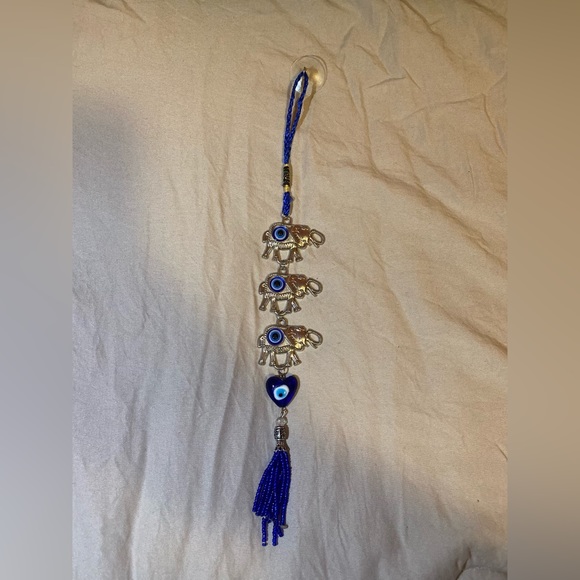 LuckyEye Crystal Elephant  - Evil Eye Accessory - Picture 2 of 2